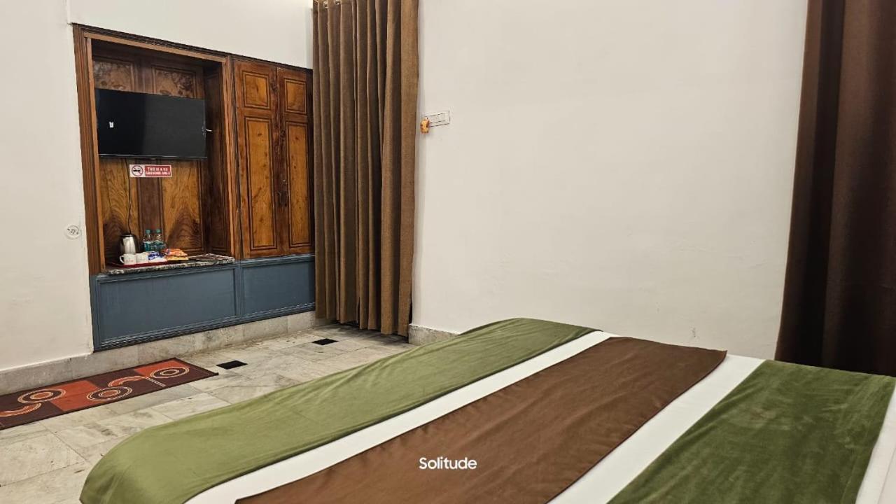 Solitude, The Boutique Hotel Халдвани Экстерьер фото